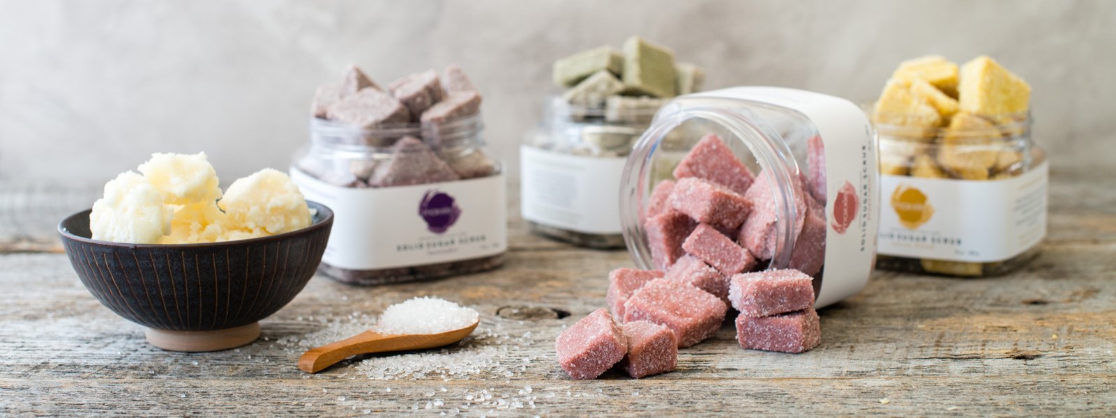 Moxxie exfoliating solid sugar scrub cubes