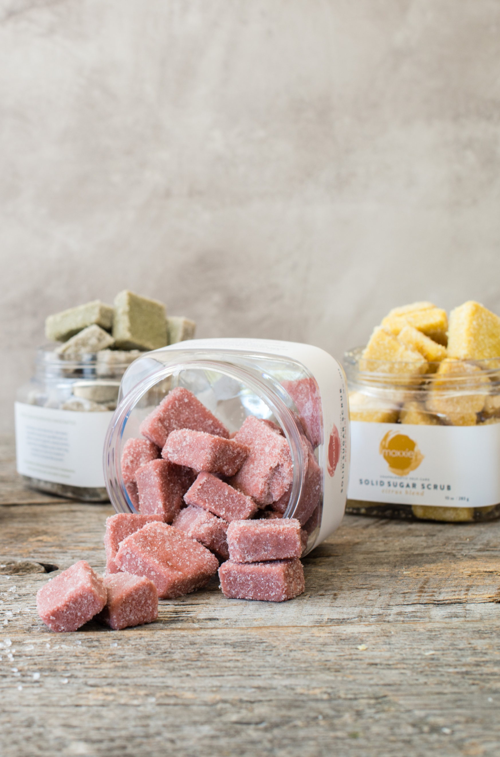 moxxie solid sugar scrubs are handcrafted, natural ingredient, no artificial colors, no artificial fragrances, vegan-friendly, skin loving, 100% plant-based