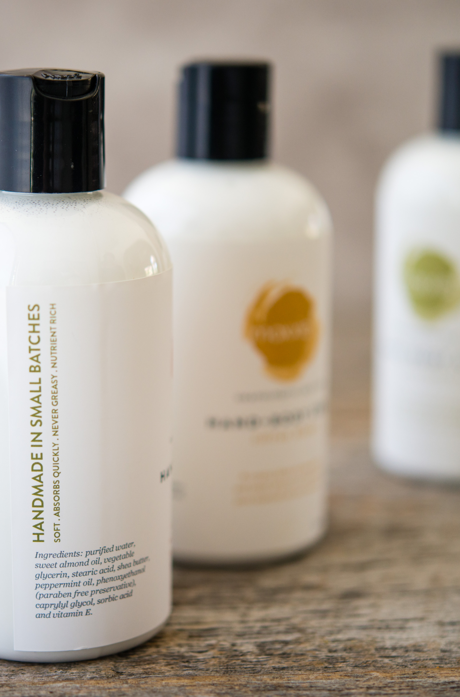 moxxie hand & body creme and lotionis handcrafted in california, natural ingredient, no artificial colors, no artificial fragrances, vegan-friendly, skin loving, 100% plant-based